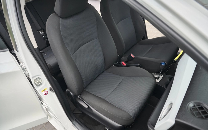 Toyota Yaris cena 41900 przebieg: 83985, rok produkcji 2012 z Ostróda małe 781